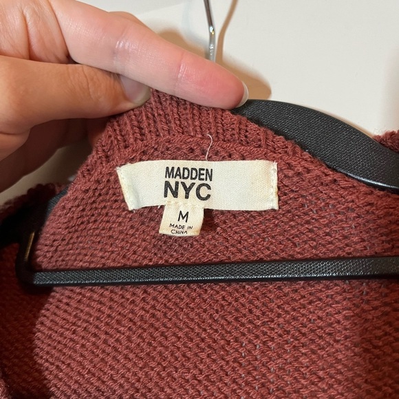 Madden NYC | Desert Scenic Landscape Knit Sweater Size Medium - Picture 2 of 5